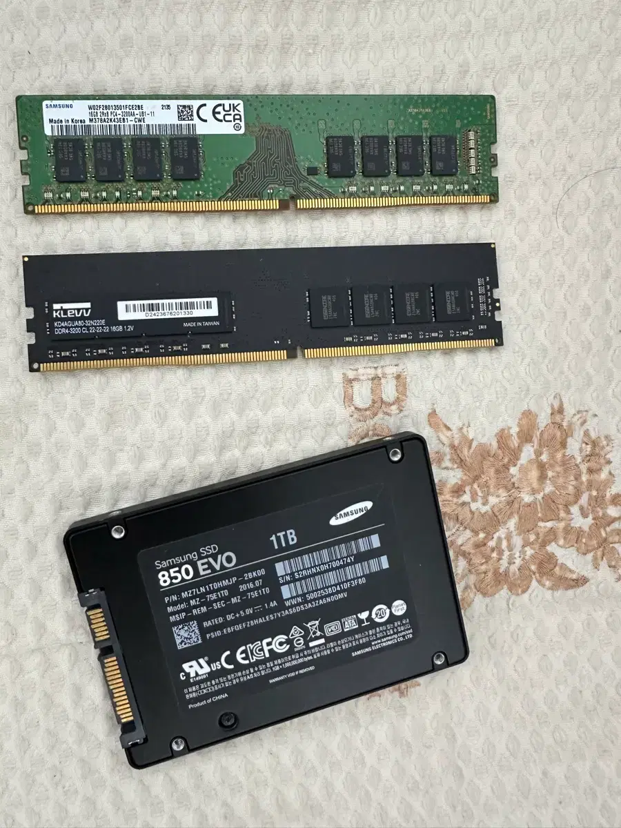 삼성 850 EVO SSD 1TB + DDR4 16기가 두개 | 브랜드 중고거래 플랫폼